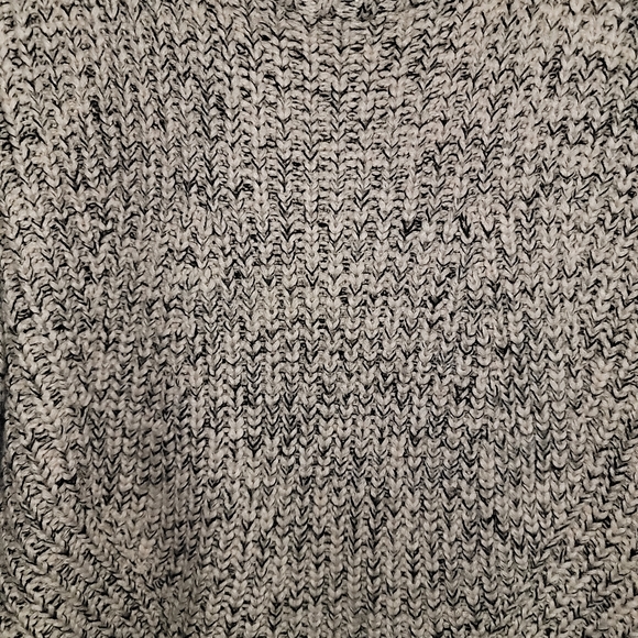 EUC Beige & Black Chunky Knit Collared Long Sleeve Pullover Sweater SIZE MEDIUM - Picture 5 of 8